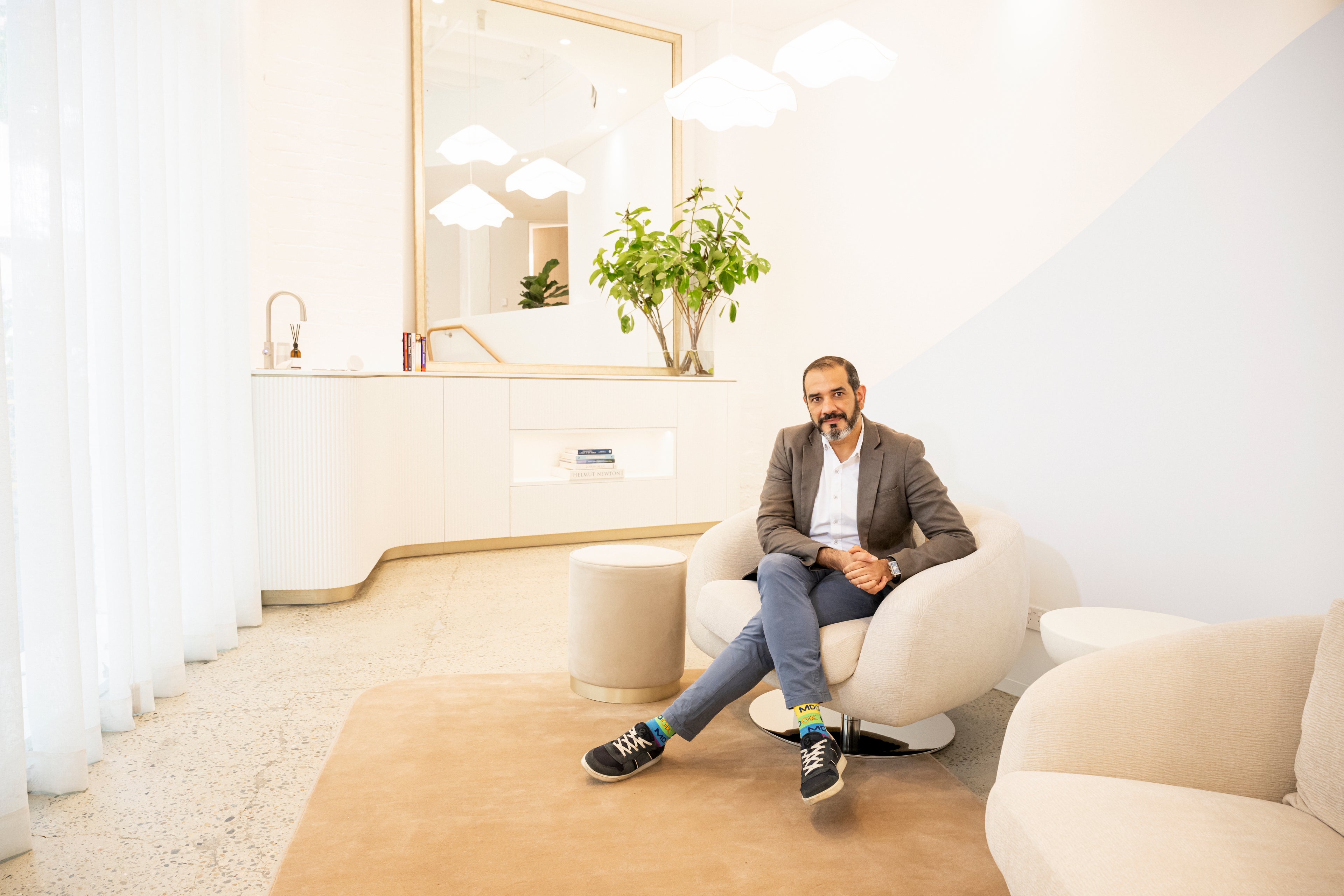 Dr Gaurav Tandon at his multidisciplinary menopause and womens’ health clinic - Ponti Health.